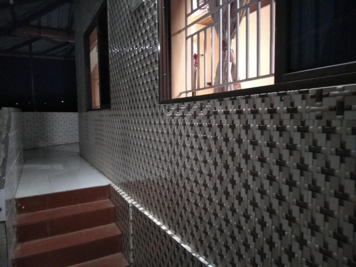 Maniis Homestay Vālpārai Екстериор снимка