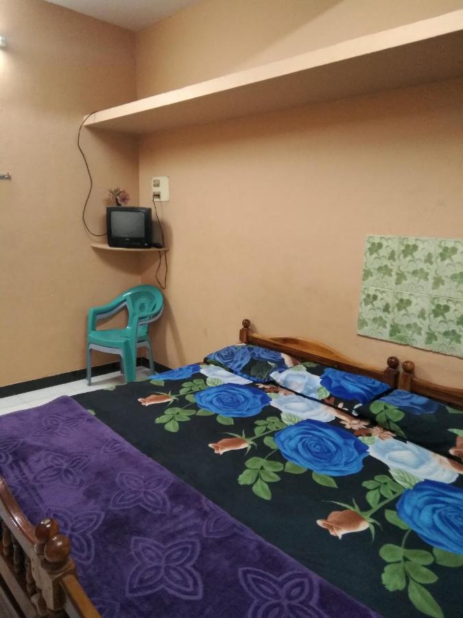 Maniis Homestay Vālpārai Екстериор снимка